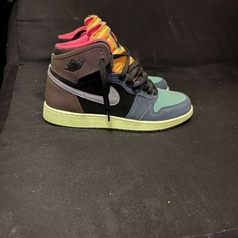 Nike Multicolor High-Top Sneakers
